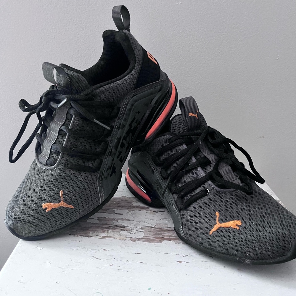 Boys Puma Black,Gray and Orange Sneakers 5Y